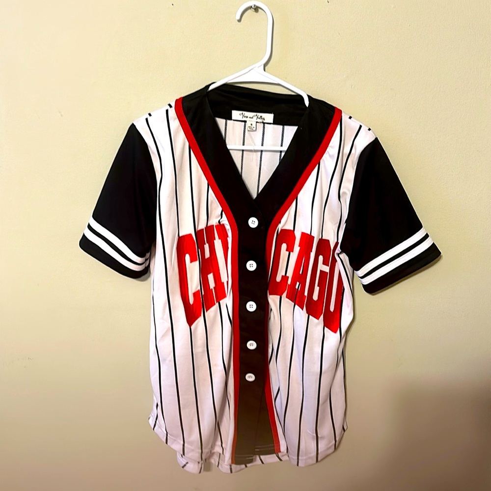 Women’s Chicago jersey like shirt